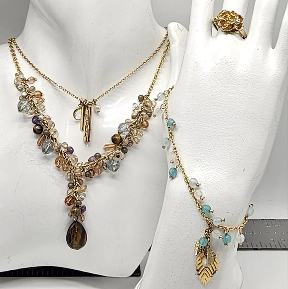 VTG AVON Mix Variety Collection Gold Tone Lot Necklace Bracelet Ring SIGNED Gems - Picture 2 of 16